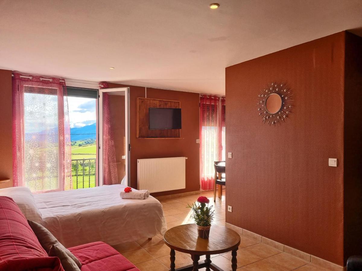 Le Catalan - Hotel Et Appartements Mont-Louis Bagian luar foto