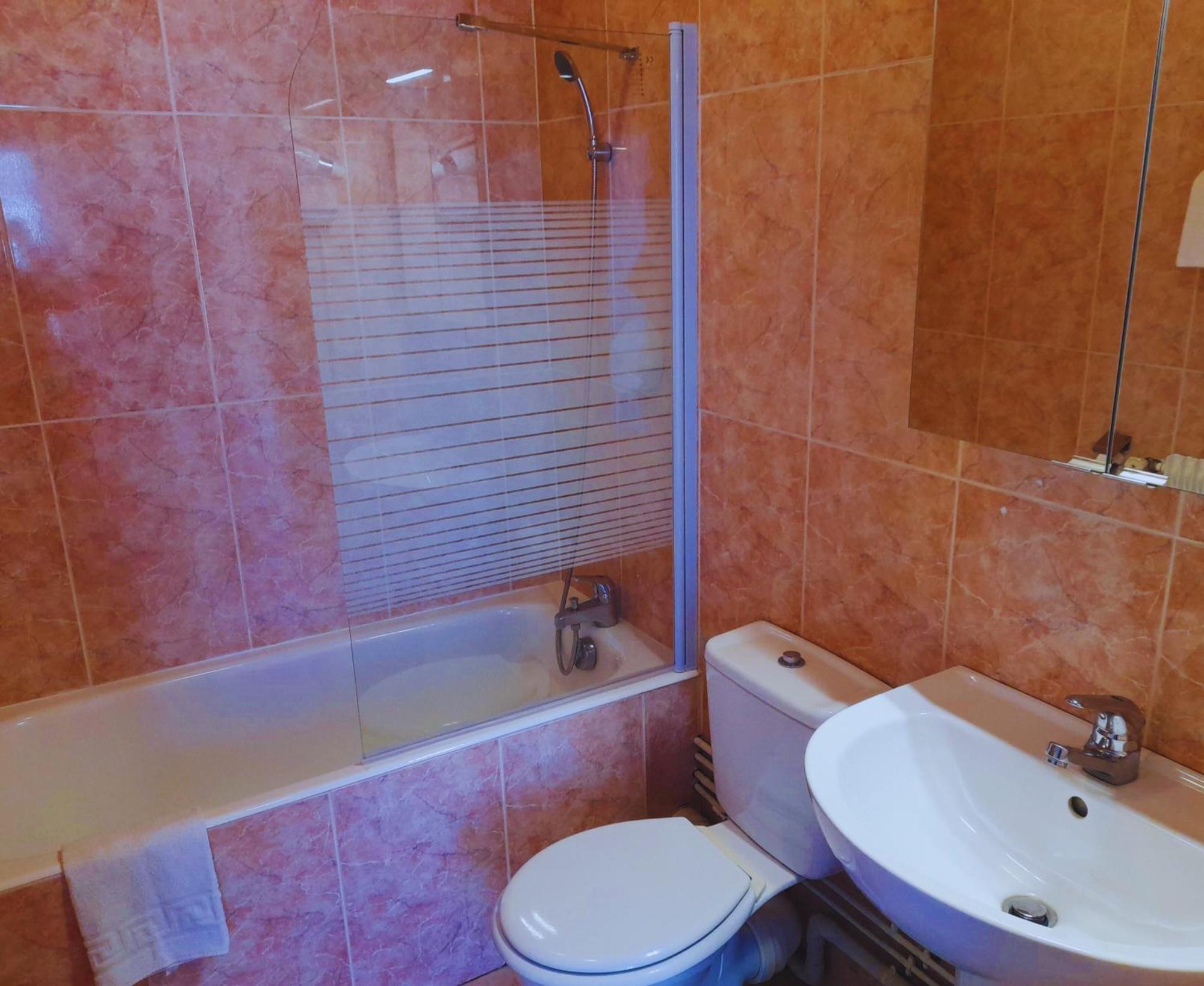 Le Catalan - Hotel Et Appartements Mont-Louis Bagian luar foto