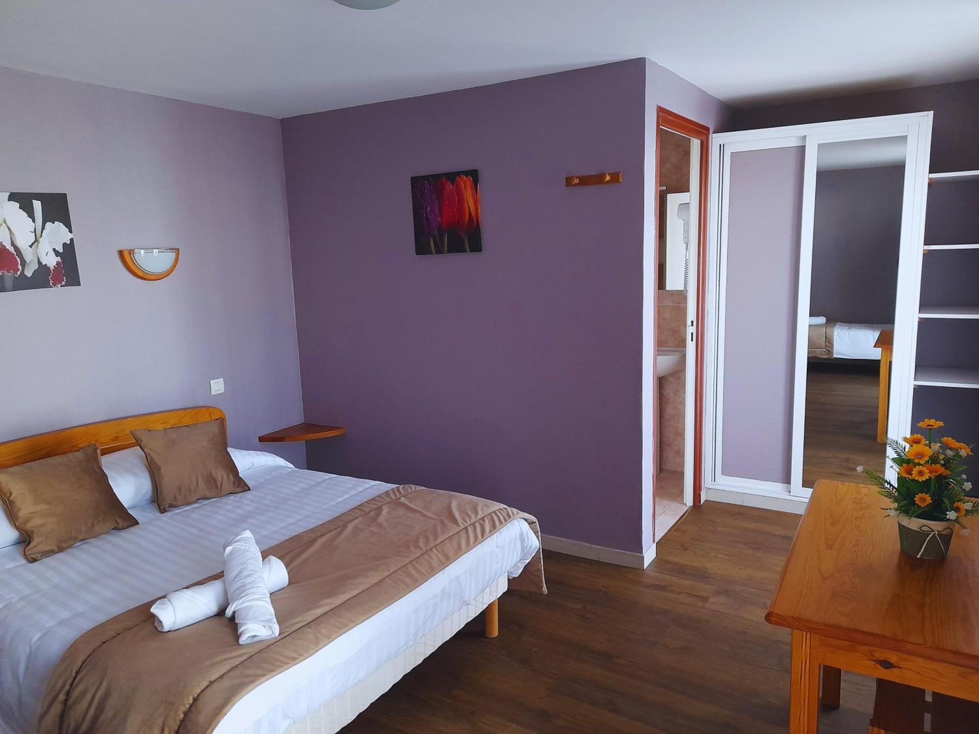 Le Catalan - Hotel Et Appartements Mont-Louis Bagian luar foto